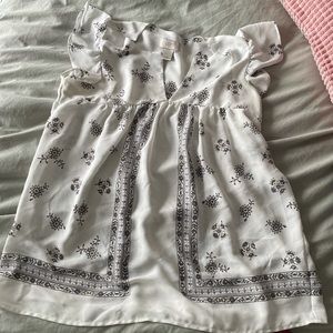 Cute floral top for sale from Loft! Good condition!